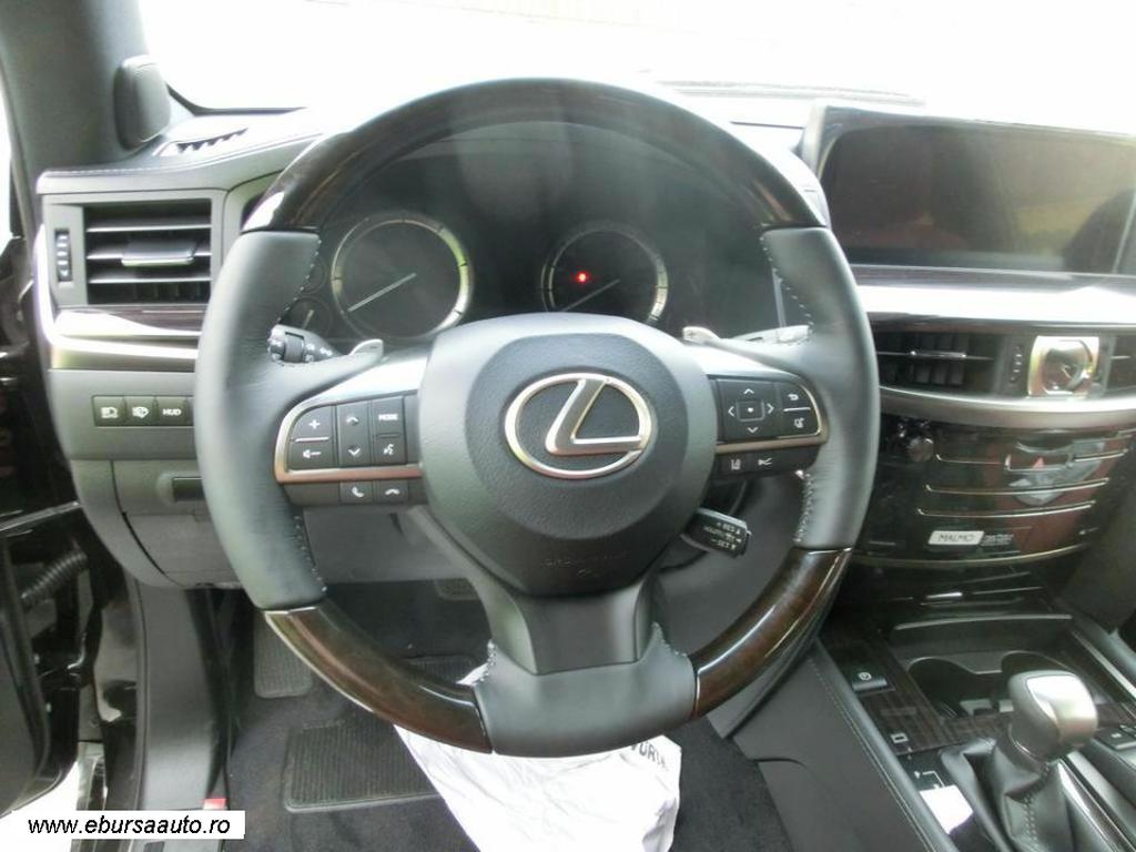 LEXUS LX 570