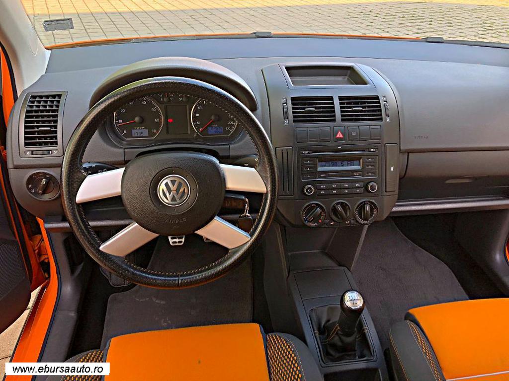 VW POLO