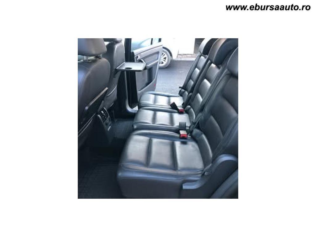 VW TOURAN