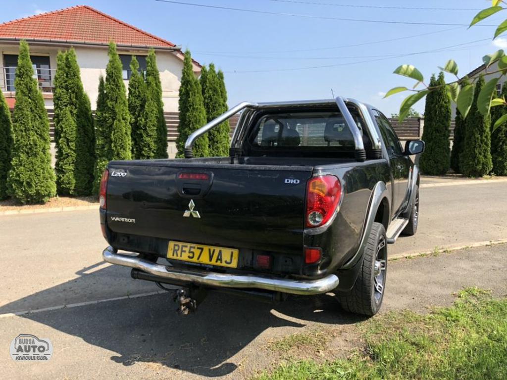 MITSUBISHI L 200