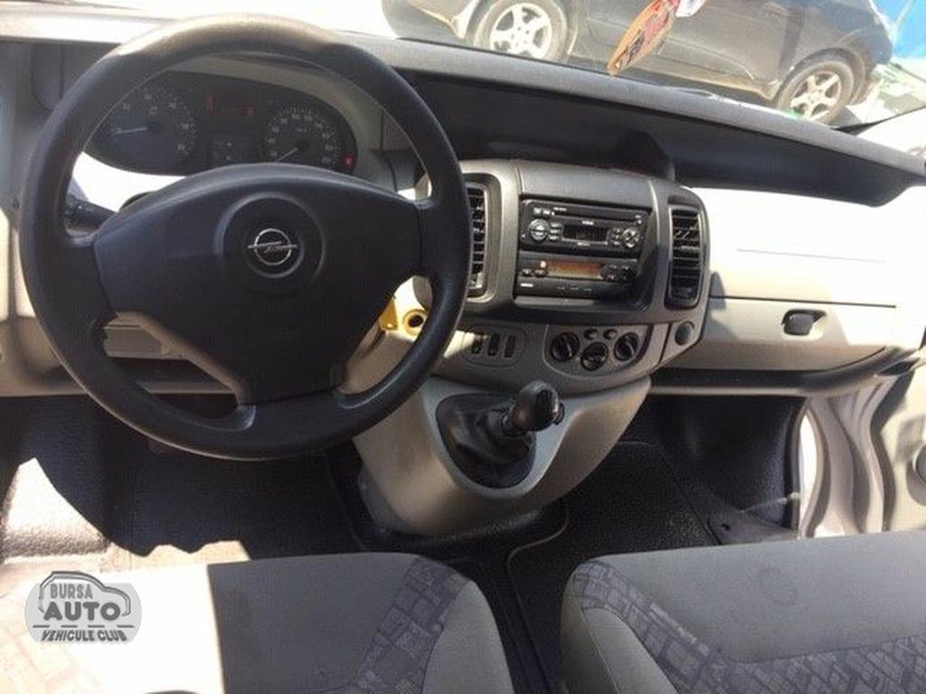 OPEL VIVARO