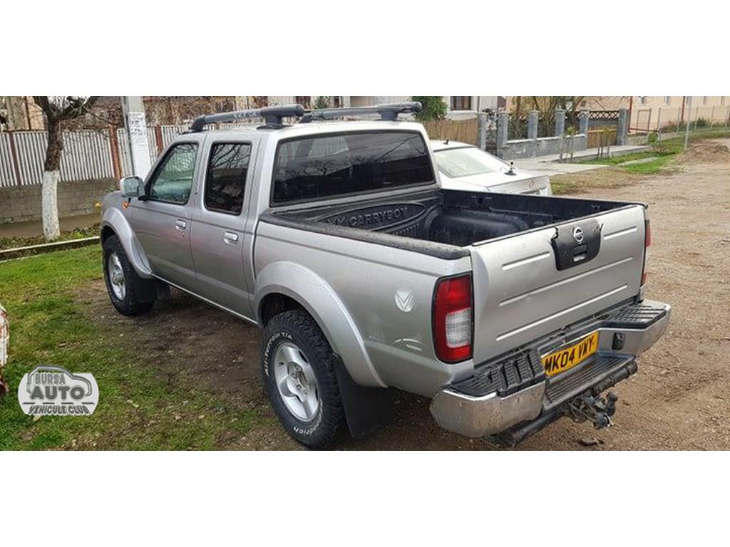 NISSAN NAVARA