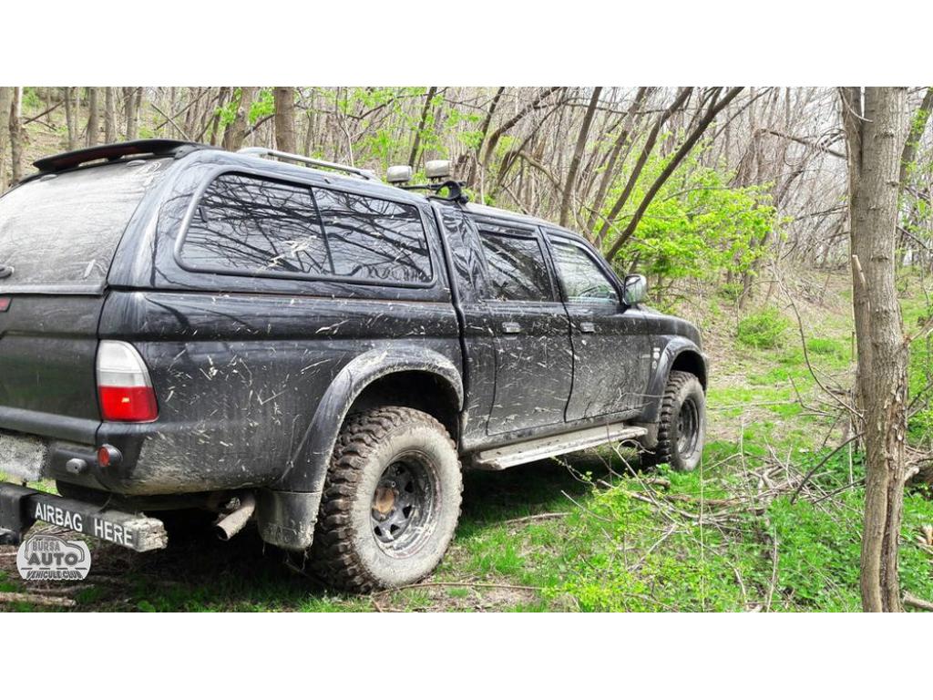 MITSUBISHI L 200