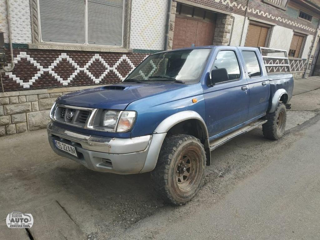 NISSAN NAVARA