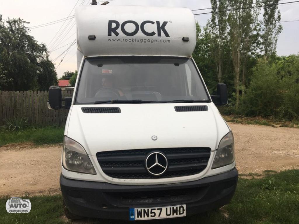 MERCEDES-BENZ SPRINTER