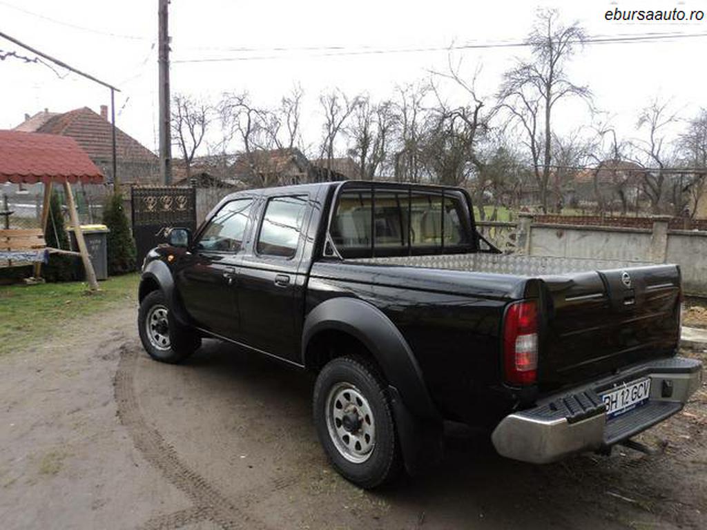 NISSAN NAVARA