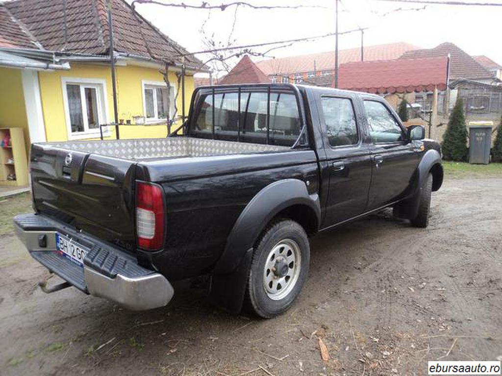 NISSAN NAVARA