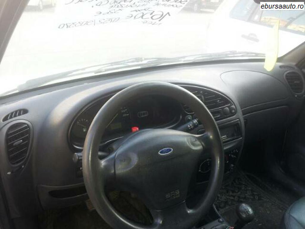 FORD COURIER