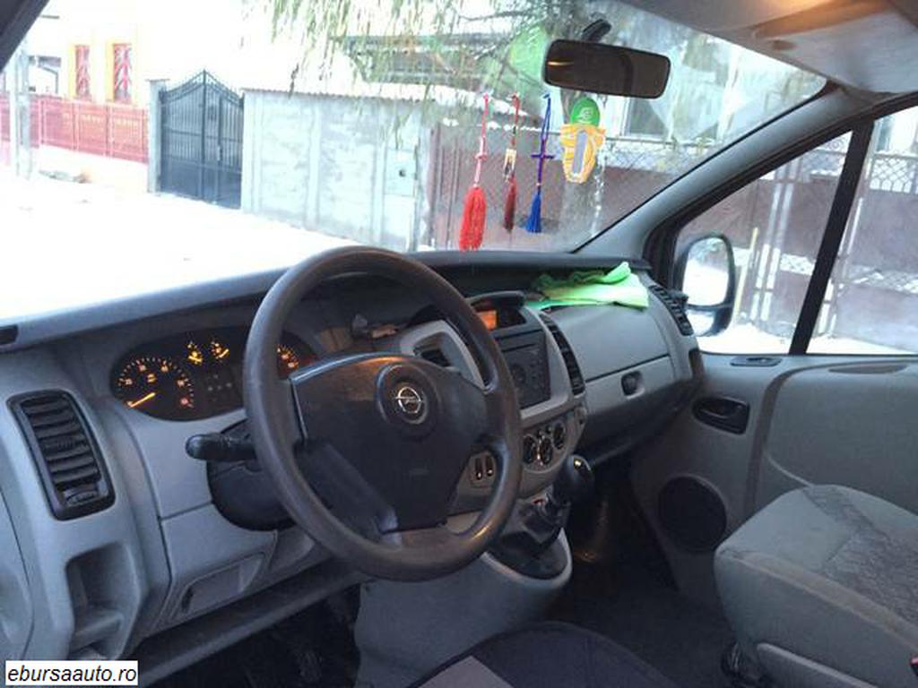 OPEL VIVARO