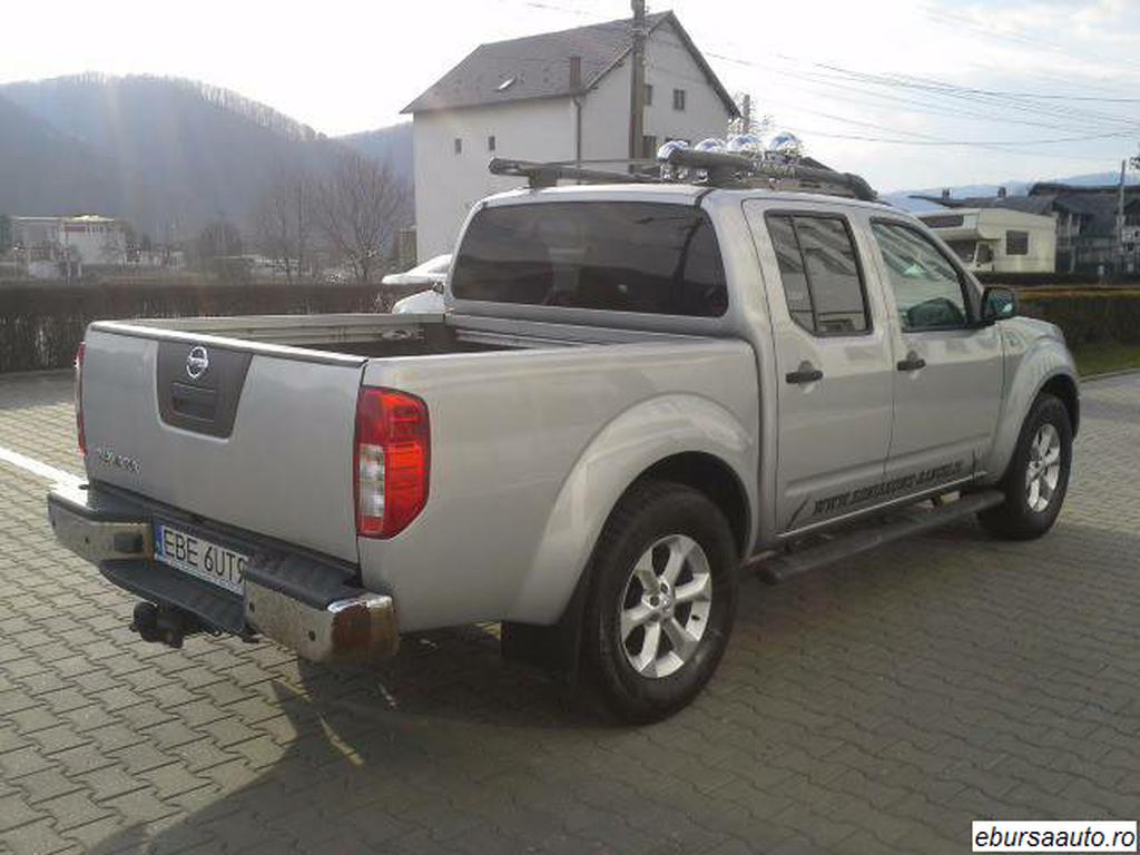 NISSAN NAVARA